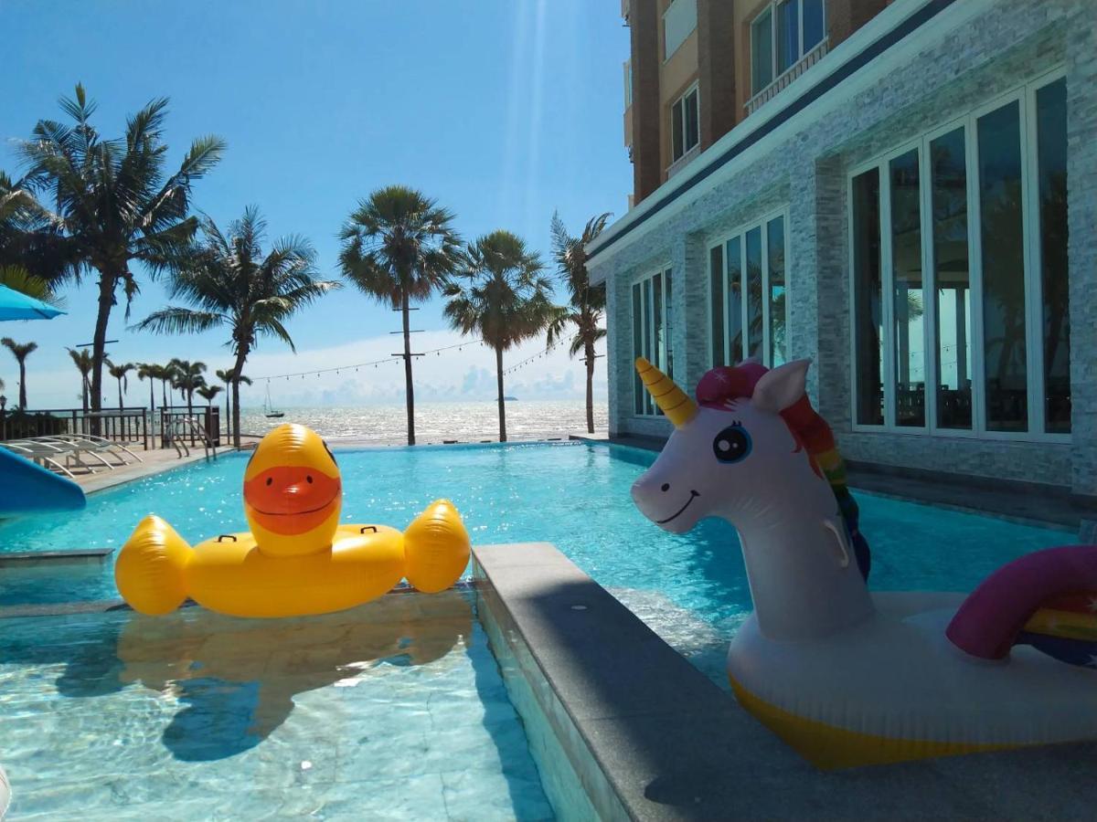 Saisawan Beach Luxury Hotel На Джомтиен Екстериор снимка