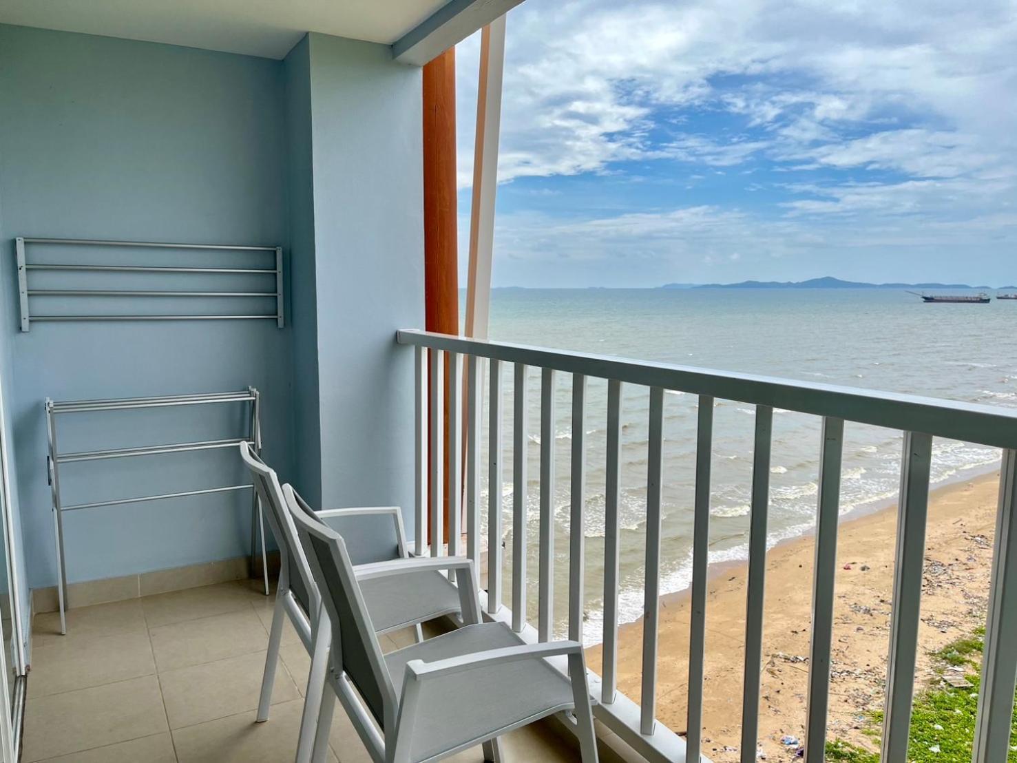 Saisawan Beach Luxury Hotel На Джомтиен Екстериор снимка