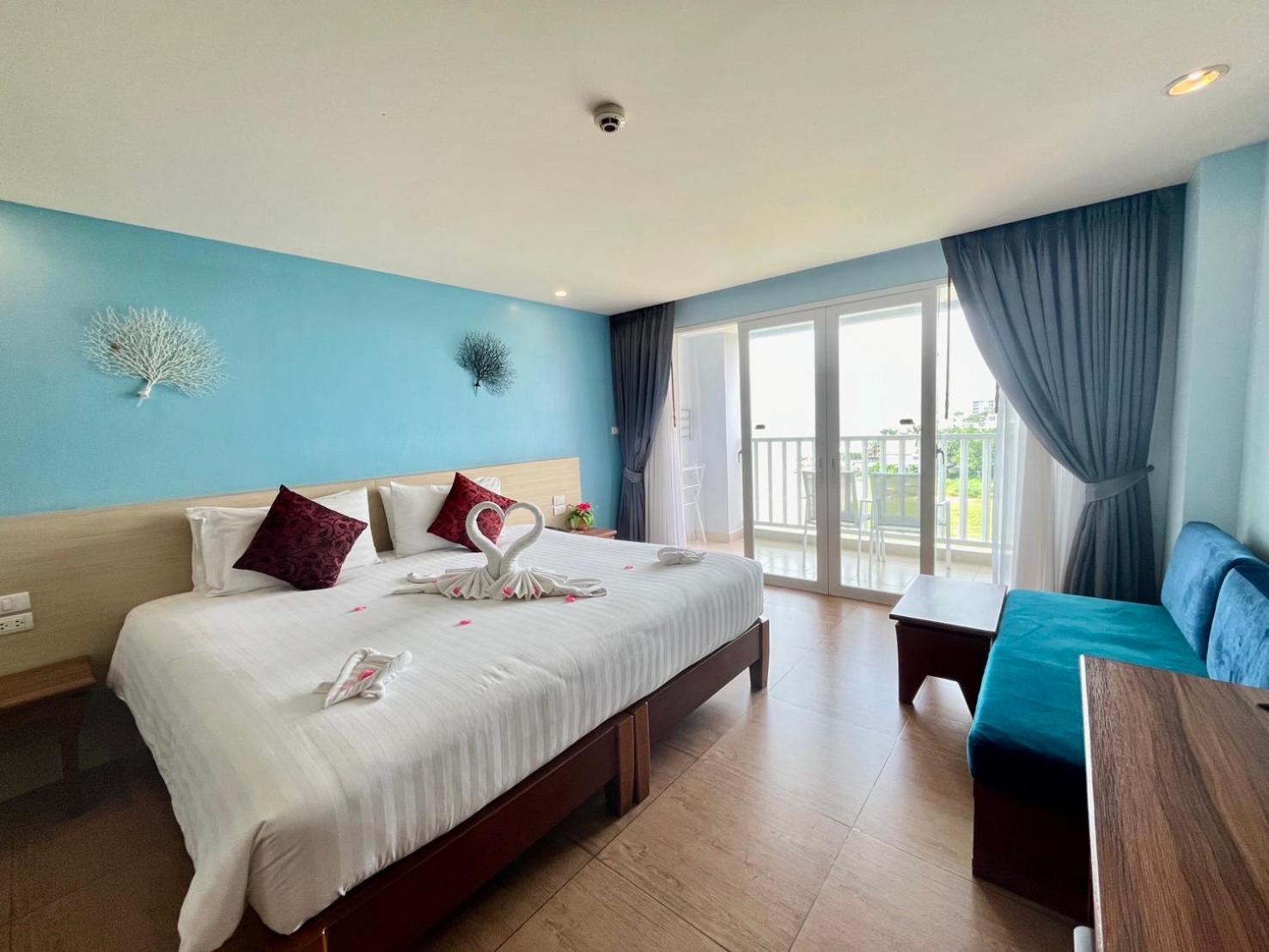 Saisawan Beach Luxury Hotel На Джомтиен Екстериор снимка