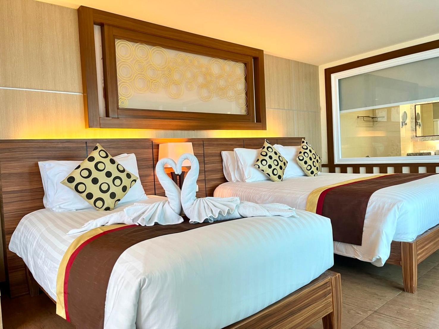 Saisawan Beach Luxury Hotel На Джомтиен Екстериор снимка