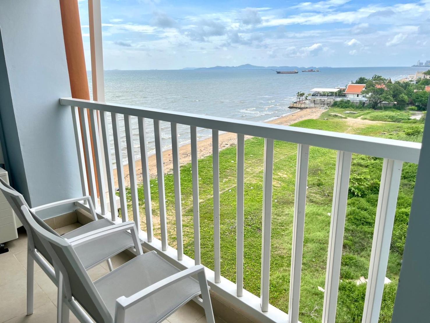 Saisawan Beach Luxury Hotel На Джомтиен Екстериор снимка