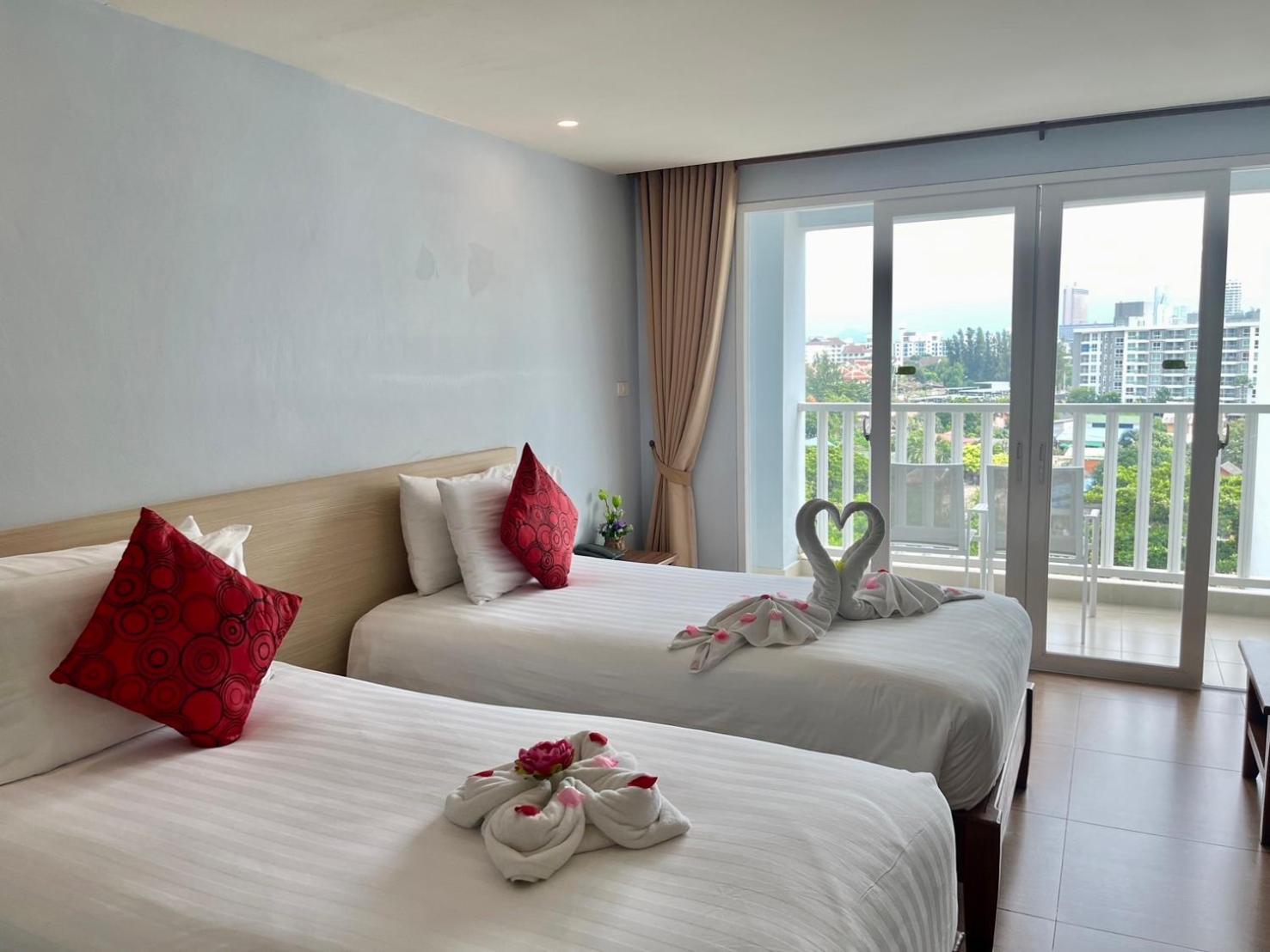 Saisawan Beach Luxury Hotel На Джомтиен Екстериор снимка