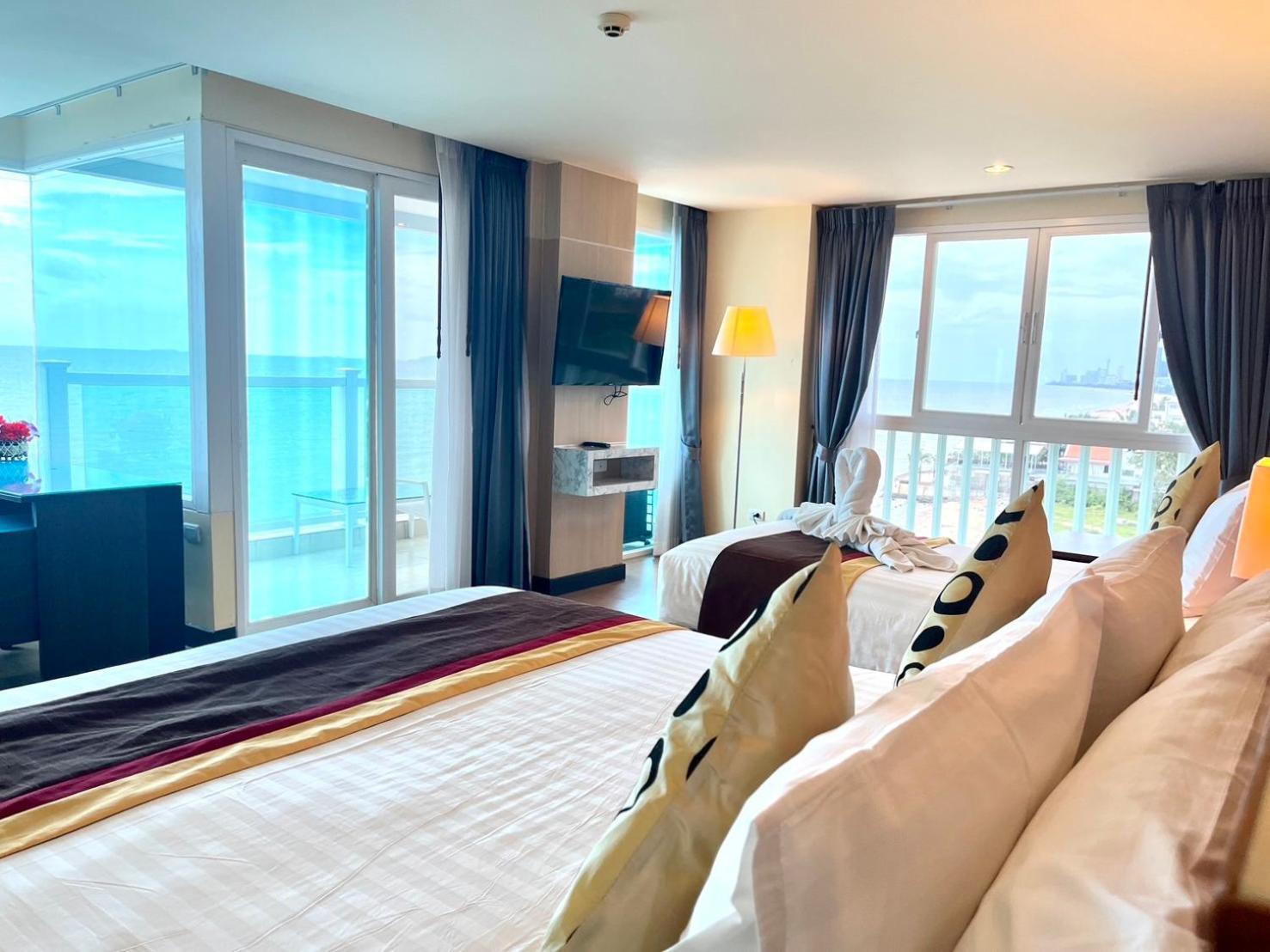Saisawan Beach Luxury Hotel На Джомтиен Екстериор снимка