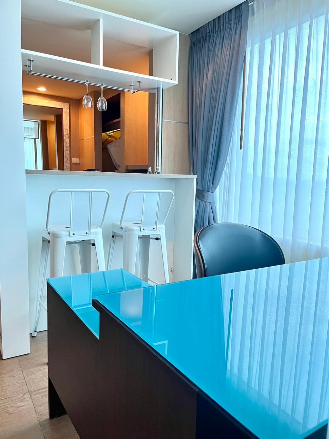 Saisawan Beach Luxury Hotel На Джомтиен Екстериор снимка