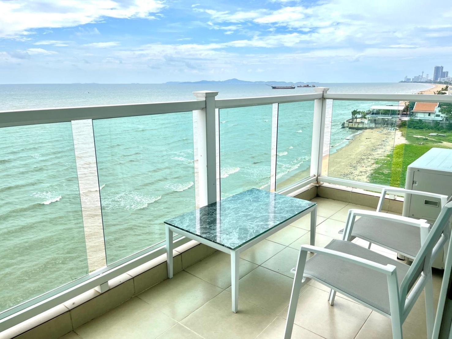 Saisawan Beach Luxury Hotel На Джомтиен Екстериор снимка